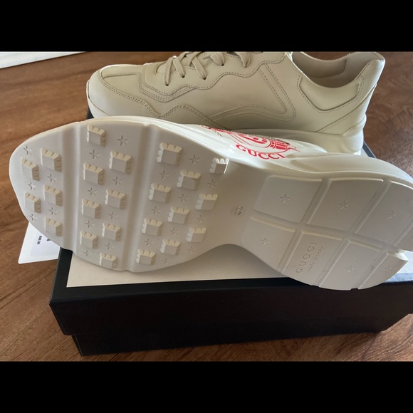 BRAND NEW GUCCI SHOES - Picture 5 of 5